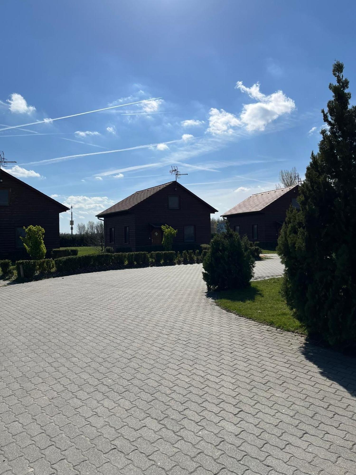 Nimrod Apartman Gabcikovo Esterno foto