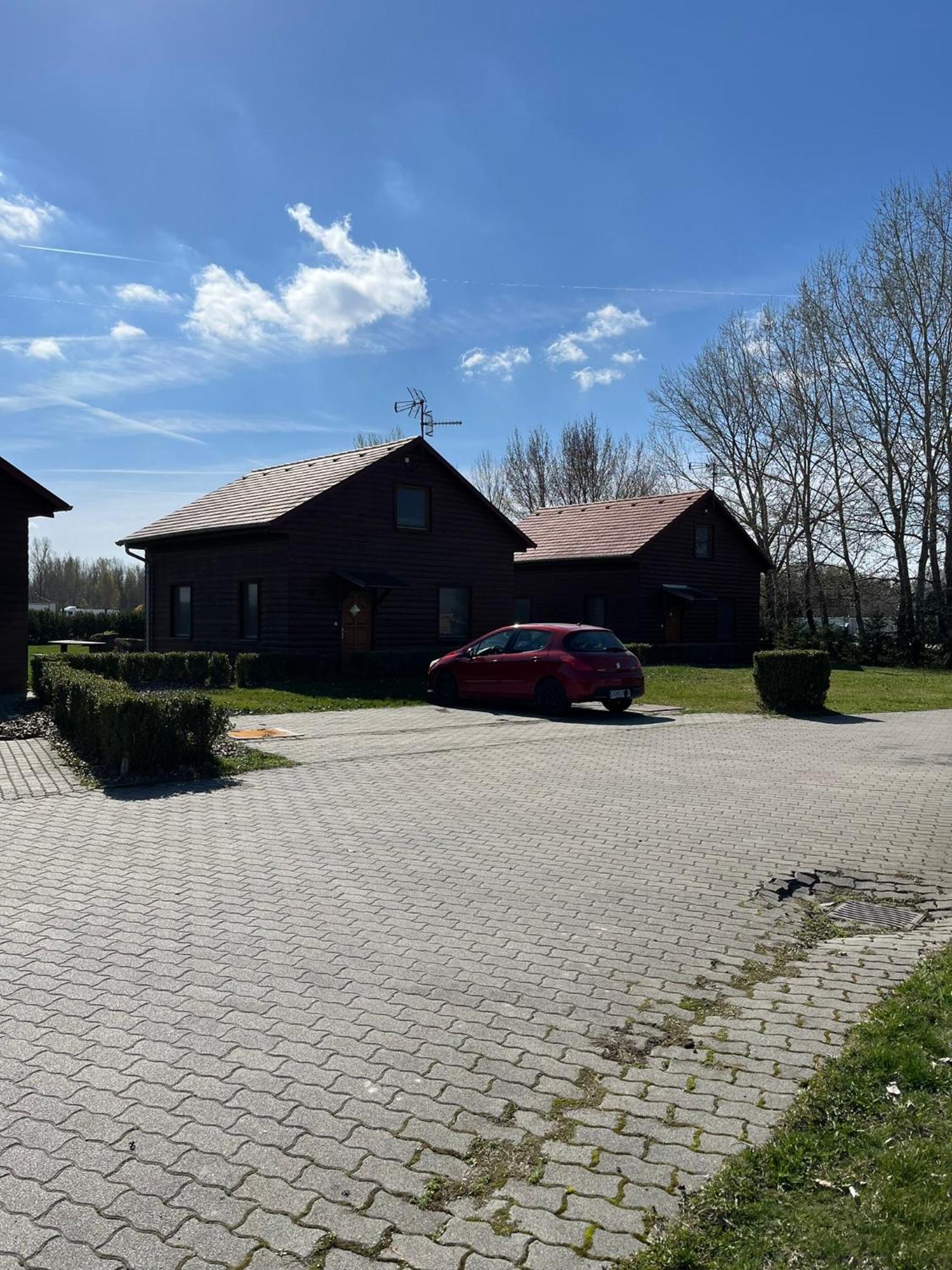 Nimrod Apartman Gabcikovo Esterno foto